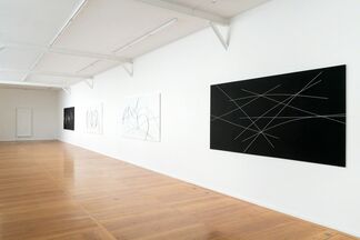 Takis. Black and white. The fourth dimension, installation view