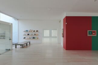 Ornament for Indifferent Architecture / Kamrooz Aram, installation view