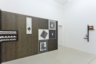 Fossiles, installation view