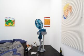 Neil Haas: Kids use Laptops, installation view