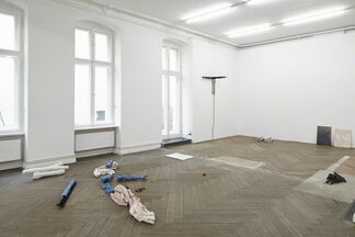 Charlotte Dualé: Die Putze, installation view