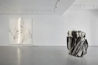 Echoes: Artschwager, Chamberlain, Twombly, Varejão, Wall, Weatherford, installation view