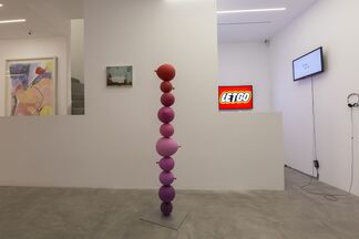 Alice in Crisis, installation view