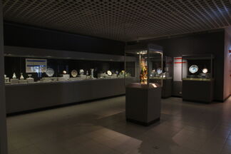 Amazing Clay: The Ceramic Collection of the Art Museum, installation view