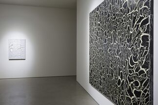 ED MOSES: THE GARDEN OF FORKING PATHS, installation view