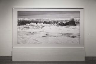 Clifford Ross: Hurricane Waves, installation view