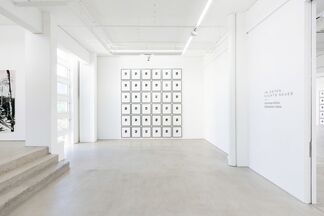 Andreas Mühe / Sebastian Nebe – IM OSTEN NICHTS NEUES, installation view