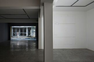 Under the Weather / Alona Rodeh and Florian Neufeldt, installation view