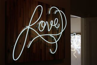 Neon Sculpture: Selected works by Lisa Schulte, installation view
