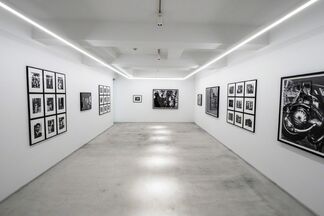 Daido MORIYAMA "RECORD No.35+36", installation view