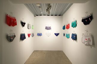 Ken + Julia YONETANI "The Emperor's New Clothes", installation view