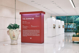 < THE JOURNEY >, installation view