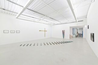 Marcone Moreira | Weight to the earth, installation view