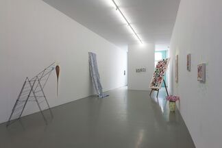 Maria Roosen & Lily van der Stokker - Best mooi, installation view
