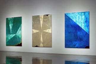 Jimi Gleason : Surface And Light, installation view