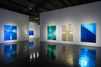 Jimi Gleason : Surface And Light, installation view