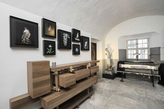 Priveekollektie Contemporary Art | Design  at NOMAD St. Moritz, installation view