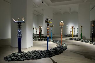 ALOALO "MAHAFALY SCULPTURES OF THE EFIAIMBELOS", installation view