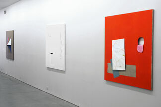 A Hole in the Wall is Nothing to Worry About - Part I, installation view