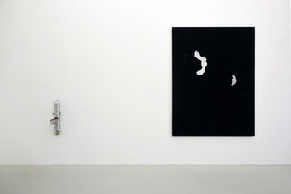 Mohamed Namou, Santiago Taccetti | حركة - Movimiento, installation view