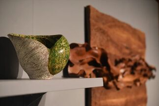 Blue, Shells, Urushi - Shinya Tanoue Contemporary Ceramics exhibition, installation view
