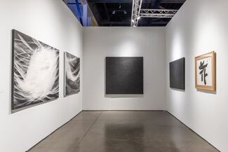 SEIZAN Gallery at Seattle Art Fair 2019, installation view