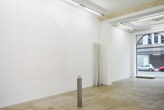 Nina Canell | Dimensions Withheld, installation view