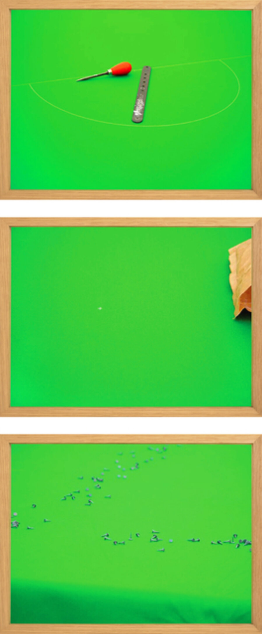 D, Centre Spot, Tacks