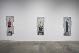 Zhang Xiaogang: Recent Works, installation view