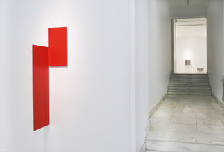 Rodríguez Silva: "Horizontal in White", installation view