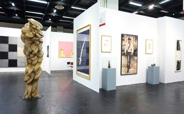 Galerie Klüser at Art Cologne 2017, installation view