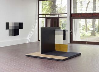 Andrea Zittel. The Flat Field Works, installation view