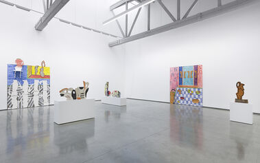 Betty Woodman | Shadows and Silhouettes, installation view