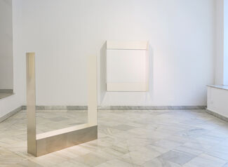 Rodríguez Silva: "Horizontal in White", installation view