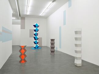 Angela Bulloch: New Wave Digits, installation view
