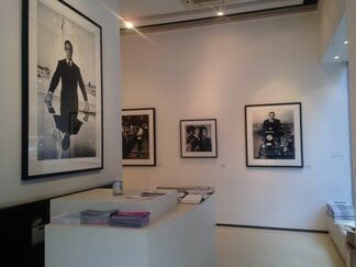 Terry O'Neill | All About Bond, installation view