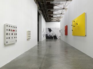 Takis: Champs Magnétiques, installation view