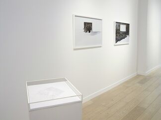Melanie Manchot: White Light Black Snow, installation view