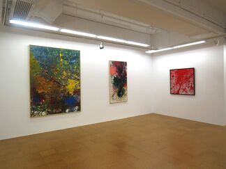 `A Serious Bluffer` Solo Exhibition of Shozo Shimamoto, installation view