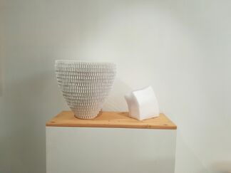 The Shapes of White : Sejin Bae and Yoshiaki Kojiro, installation view