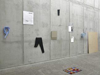 Heinrich Dunst - Things, not words, installation view