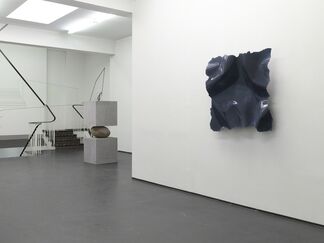 Jose Dávila, Nic Hess, Arcangelo Sassolino – Sign o' the Times, installation view