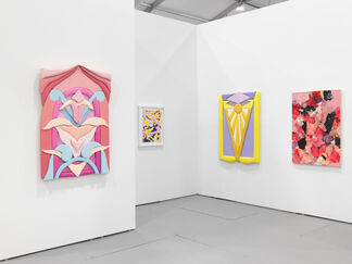 Hollis Taggart at UNTITLED, ART Miami Beach 2019, installation view
