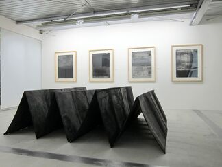Fujiwara Shiho “Fusion of Sumi and Washi”, installation view