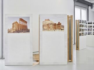 Ruinen der Gegenwart - Contemporary Ruins, installation view