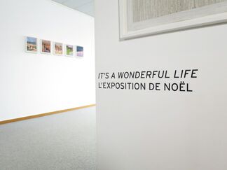 It's a Wonderful Life: L'exposition de Noël, installation view
