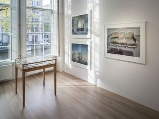 Eddo Hartmann - 'Here lives my home', installation view