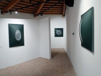 Due artisti - Una mostra, installation view