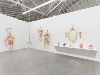 It would be very glamorous to be reincarnated as a great big ring on Liz Taylor’s finger, installation view