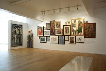 STRĪ AVALEKHA – a collection of works from the archive, installation view